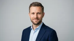 Piotr Wiśniewski szerkesztő és felelős játék szakértő portréja